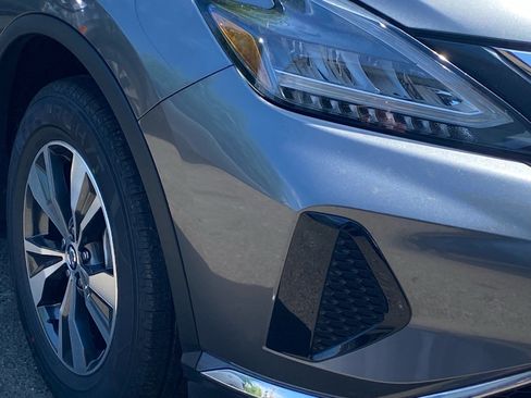 Used 2021 Nissan Murano S AWD/4WD image 2