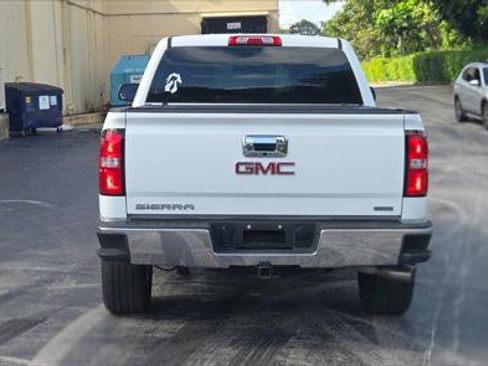 Used 2018 GMC Sierra 1500 2WD Crew Cab image 6