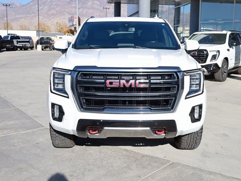 Used 2022 GMC Yukon AT4 image 9