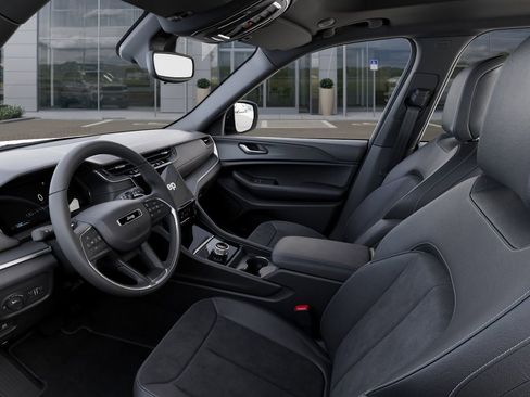 New 2025 Jeep Grand Cherokee Altitude image 23