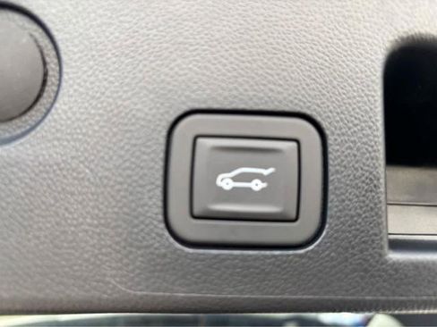 New 2025 Chevrolet Equinox ACTIV FWD image 16