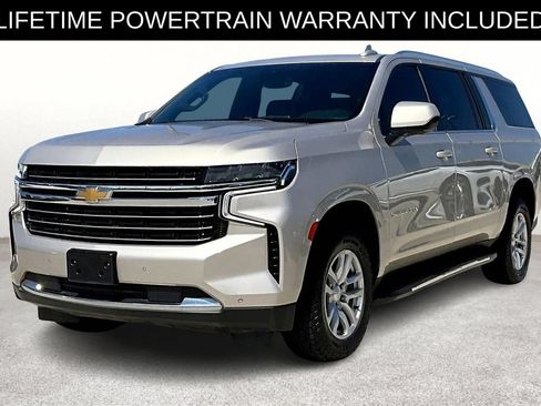 Used 2023 Chevrolet Suburban LT AWD/4WD image 15