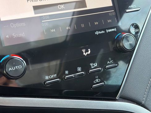 Used 2018 Toyota Camry XSE w/ Driver Assist Package image 25