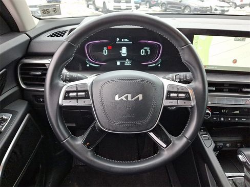 Certified 2023 Kia Telluride S image 19