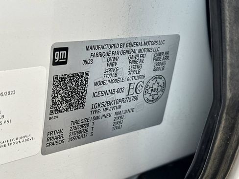 Used 2023 GMC Yukon SLT w/ SLT Premium Package AWD/4WD image 30