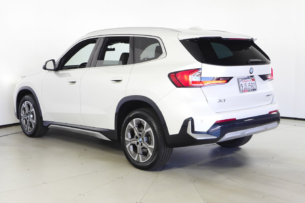 Used 2023 BMW X1 xDrive28i w/ Convenience Package AWD/4WD image 9