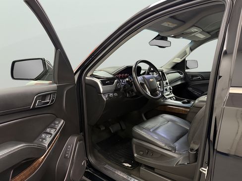 Used 2018 Chevrolet Tahoe LT AWD/4WD image 9