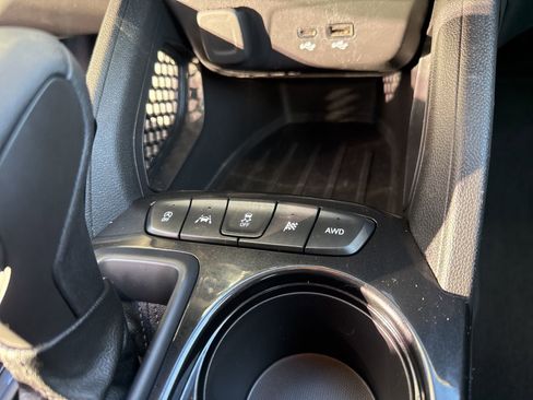 Used 2025 Chevrolet TrailBlazer LT image 21