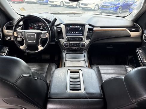 Used 2019 GMC Yukon Denali w/ Denali Ultimate Package RWD image 19