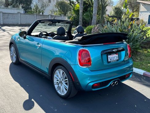 Used 2017 MINI Cooper S image 3
