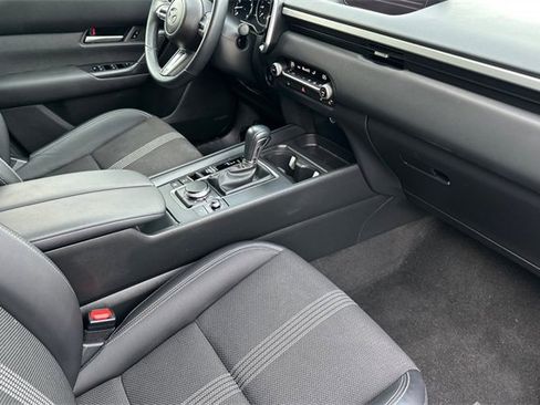 Used 2025 MAZDA CX-50 AWD 2.5 S w/ Preferred Package image 18