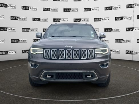 Used 2018 Jeep Grand Cherokee Overland RWD image 8