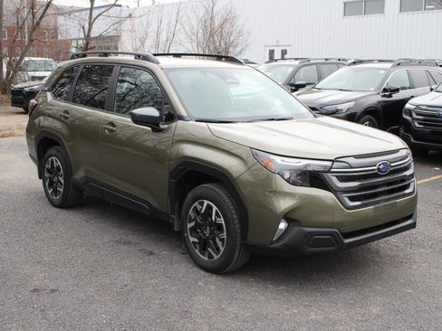 New 2026 Subaru Forester Premium AWD/4WD image 3