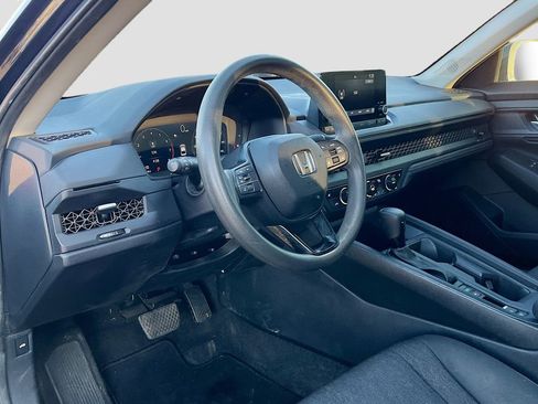Used 2024 Honda Accord EX image 9