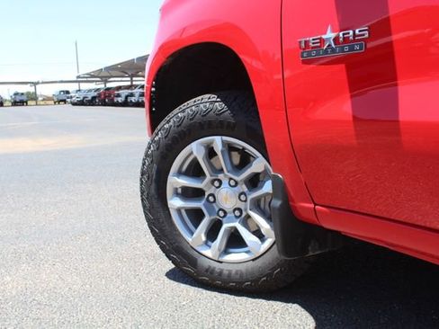 Used 2026 Chevrolet Silverado 1500 LT AWD/4WD image 11