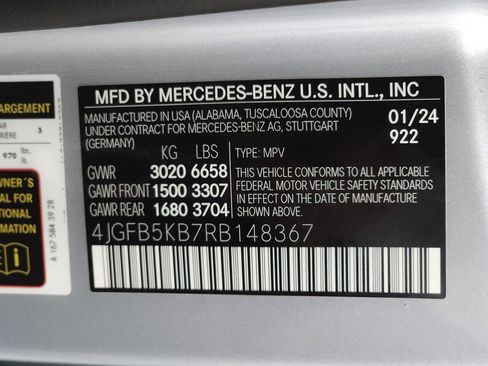 Used 2024 Mercedes-Benz GLE 450 4MATIC w/ AMG Line Exterior image 38