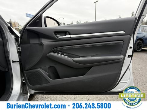 Used 2023 Nissan Altima 2.5 SL image 22