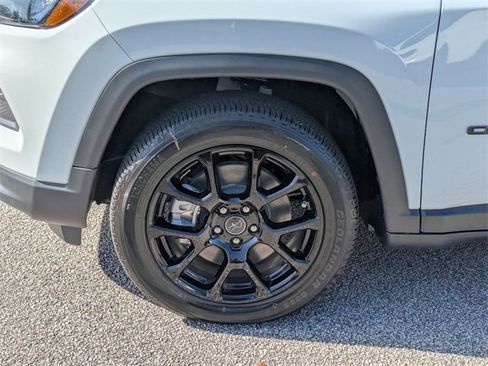 New 2026 Jeep Compass Latitude w/ Quick Order Package 29K image 10