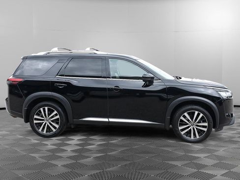 Used 2023 Nissan Pathfinder Platinum AWD/4WD image 8