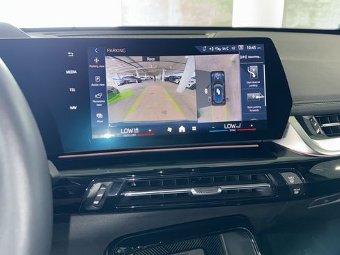 Used 2025 BMW X1 xDrive28i w/ Premium Package image 27