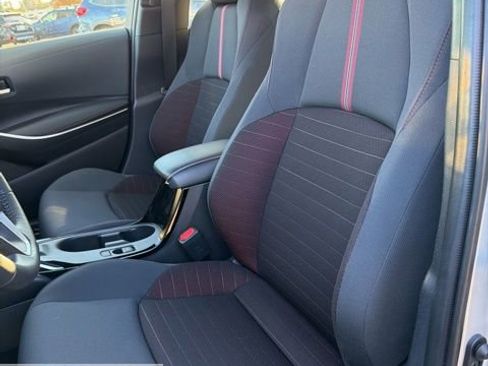 Used 2024 Toyota Corolla SE image 33