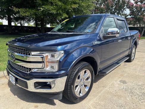 Used 2018 Ford F150 Lariat w/ Equipment Group 502A Luxury RWD image 4