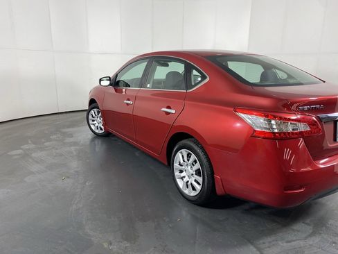Used 2014 Nissan Sentra S image 8