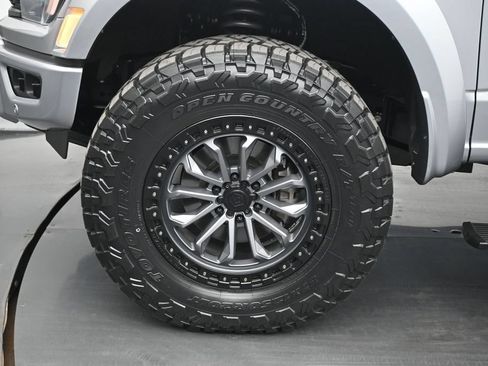 Used 2022 Ford F150 Raptor w/ Equipment Group 801A High AWD/4WD image 26