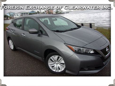 Used 2022 Nissan Leaf S FWD image 1