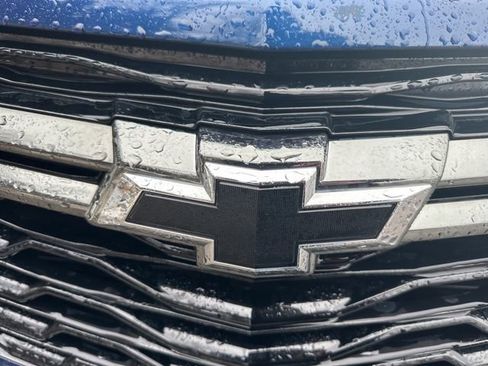 Used 2023 Chevrolet Equinox RS image 9