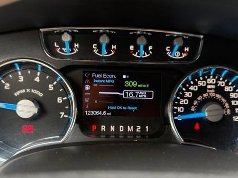 Used 2013 Ford F150 Lariat w/ Lariat Chrome Pkg AWD/4WD image 24