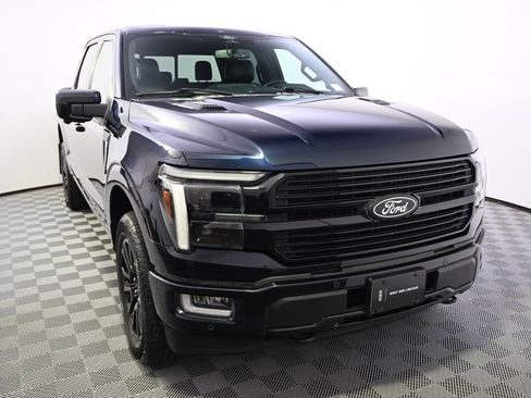 Used 2024 Ford F150 Platinum image 9