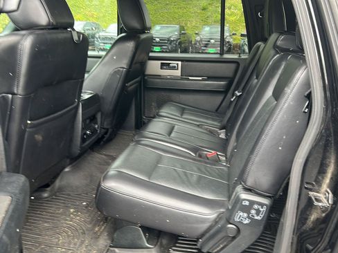 Used 2016 Ford Expedition EL XLT w/ Equipment Group 202A AWD/4WD image 7