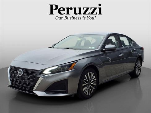 Certified 2023 Nissan Altima 2.5 SV image 8