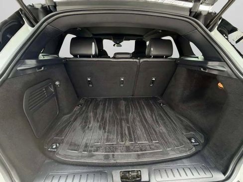 Used 2019 Land Rover Range Rover Evoque image 15