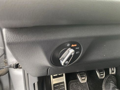 Used 2023 Volkswagen Jetta Sport image 10