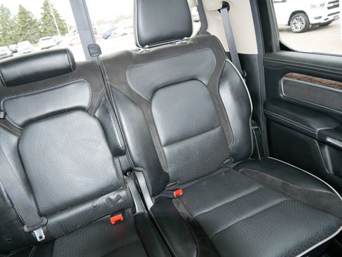 Used 2020 RAM 1500 Laramie AWD/4WD image 14