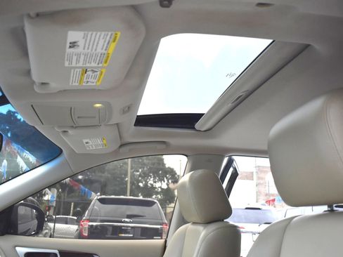 Used 2015 Nissan Pathfinder SL w/ SL Premium Package image 12