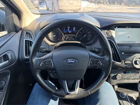 Used 2017 Ford Focus Titanium w/ Titanium Technology Package image 22