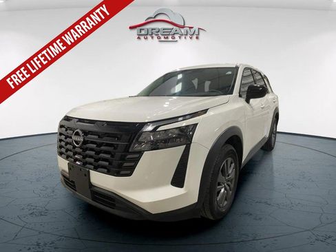Used 2026 Nissan Pathfinder S AWD/4WD image 3