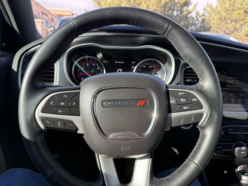 Used 2015 Dodge Charger SXT w/ AWD Plus Group image 26