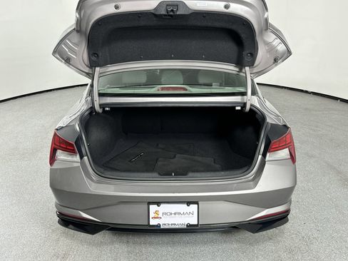 Used 2022 Hyundai Elantra SEL w/ Convenience + Premium Package image 35