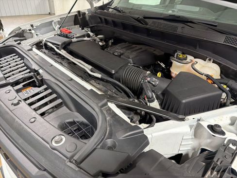 Used 2022 Chevrolet Silverado 1500 Custom image 36