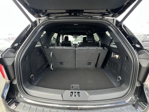 New 2026 Ford Explorer ST-Line image 26