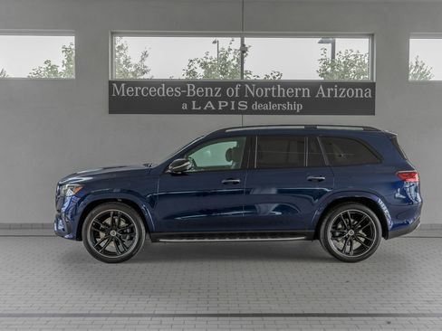 New 2025 Mercedes-Benz GLS 580 4MATIC image 2