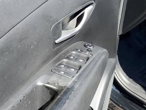 Used 2022 Hyundai Santa Cruz SEL Premium image 18