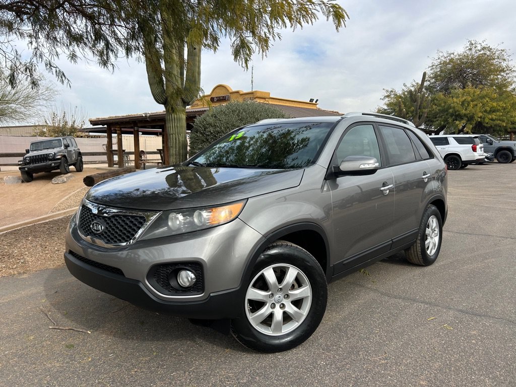 Used 2013 Kia Sorento LX w/ Convenience Pkg FWD image 1