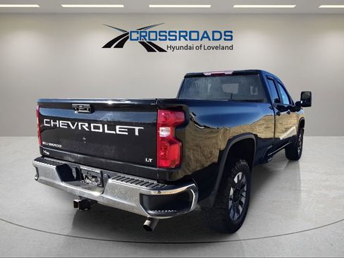 Used 2022 Chevrolet Silverado 2500 LT w/ Convenience Package image 5
