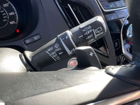 Used 2024 Acura RDX SH-AWD w/ Technology Package image 30