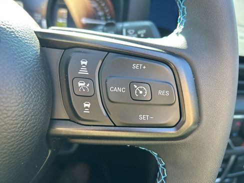 Used 2024 Jeep Wrangler Unlimited Rubicon 4xe image 38